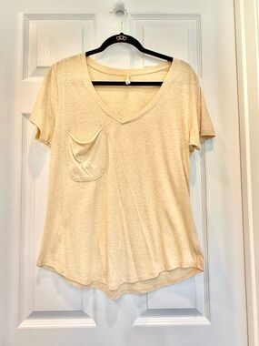 Z Supply Cream Short-Sleeve V-Neck Pocket Tee